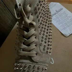 Mens size 42 Louis Vuitton fits like an American size 8.5-9 Louis Vuitton | Shoes | Mens Size 42 Louis Vuitton Fits Like  main image 2